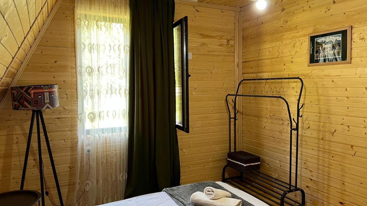 Cottage Mida Μέστια Εξωτερικό φωτογραφία