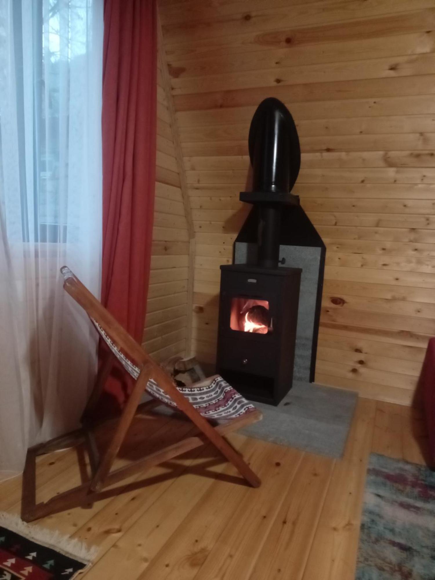 Cottage Mida Μέστια Εξωτερικό φωτογραφία